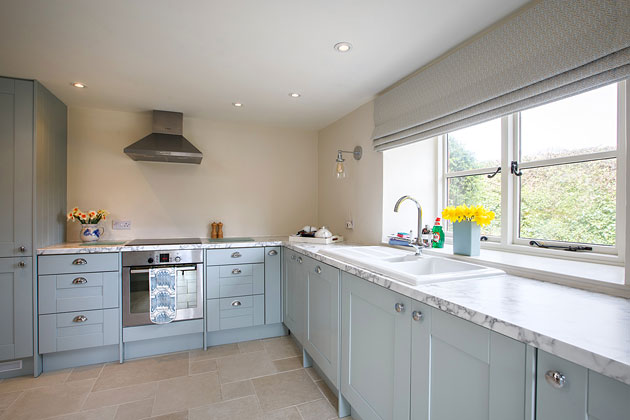 Flintstone Barn Cottage's kitchen away from dining room